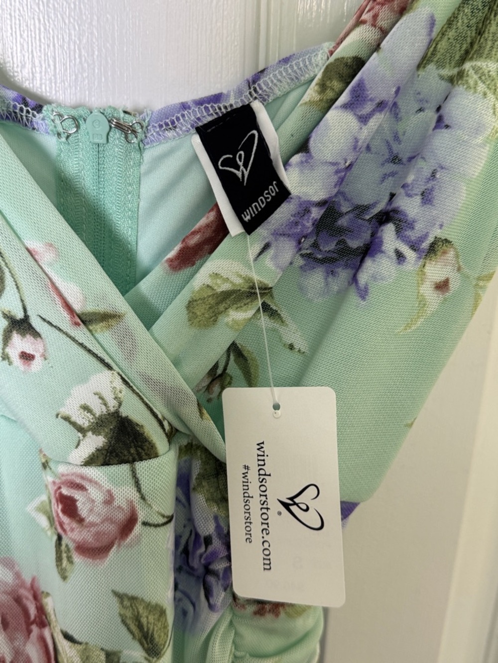 NWT Windsor Floral Ruched Midi Dress Mint Green Slit Bodycon Small - Picture 2 of 7